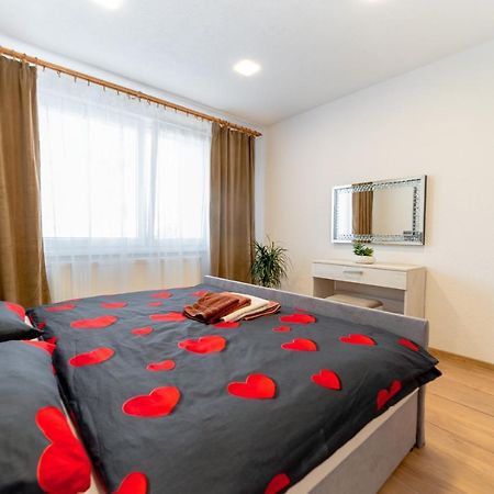 Apartman Discreet Kysucke Nove Mesto Exterior foto