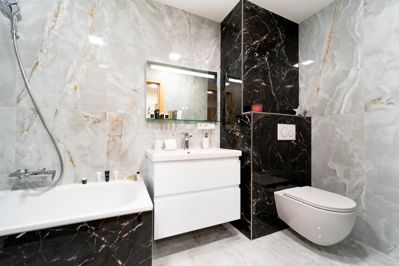 Apartman Discreet Kysucke Nove Mesto Exterior foto